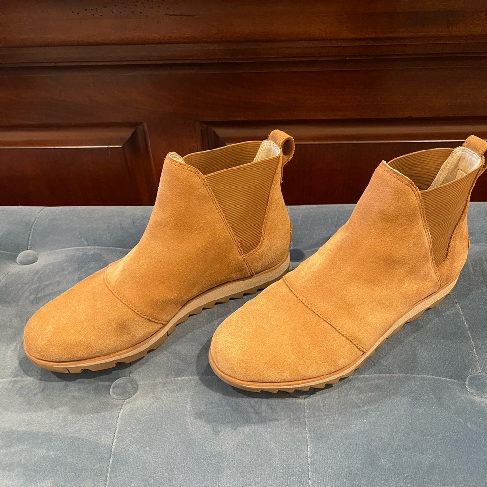 Women’s Sorel suede leather booties, 8.5, near new